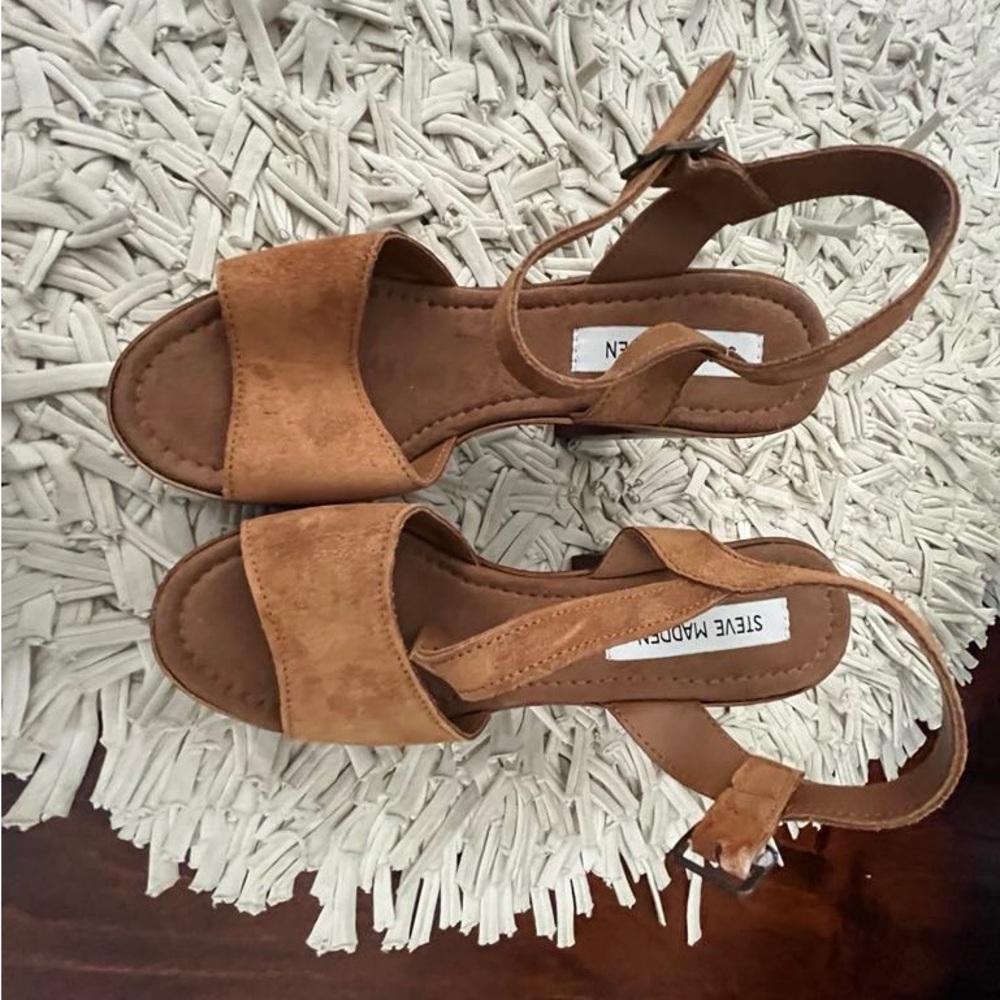 Steve Madden Women's Tan Platform Sandals